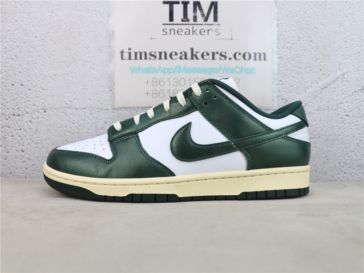 M Batch Nike Dunk Low Vintage Green DQ8580-100